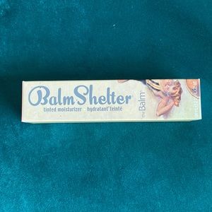 NIB theBalm BalmShelter Tinted Moisturizer (Light/Medium)